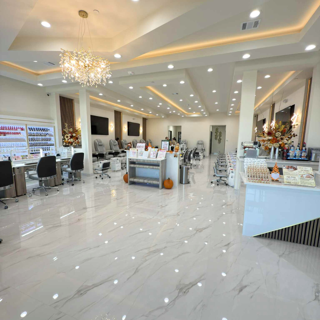 TR Nail Spa in Weatherford, TX (6)