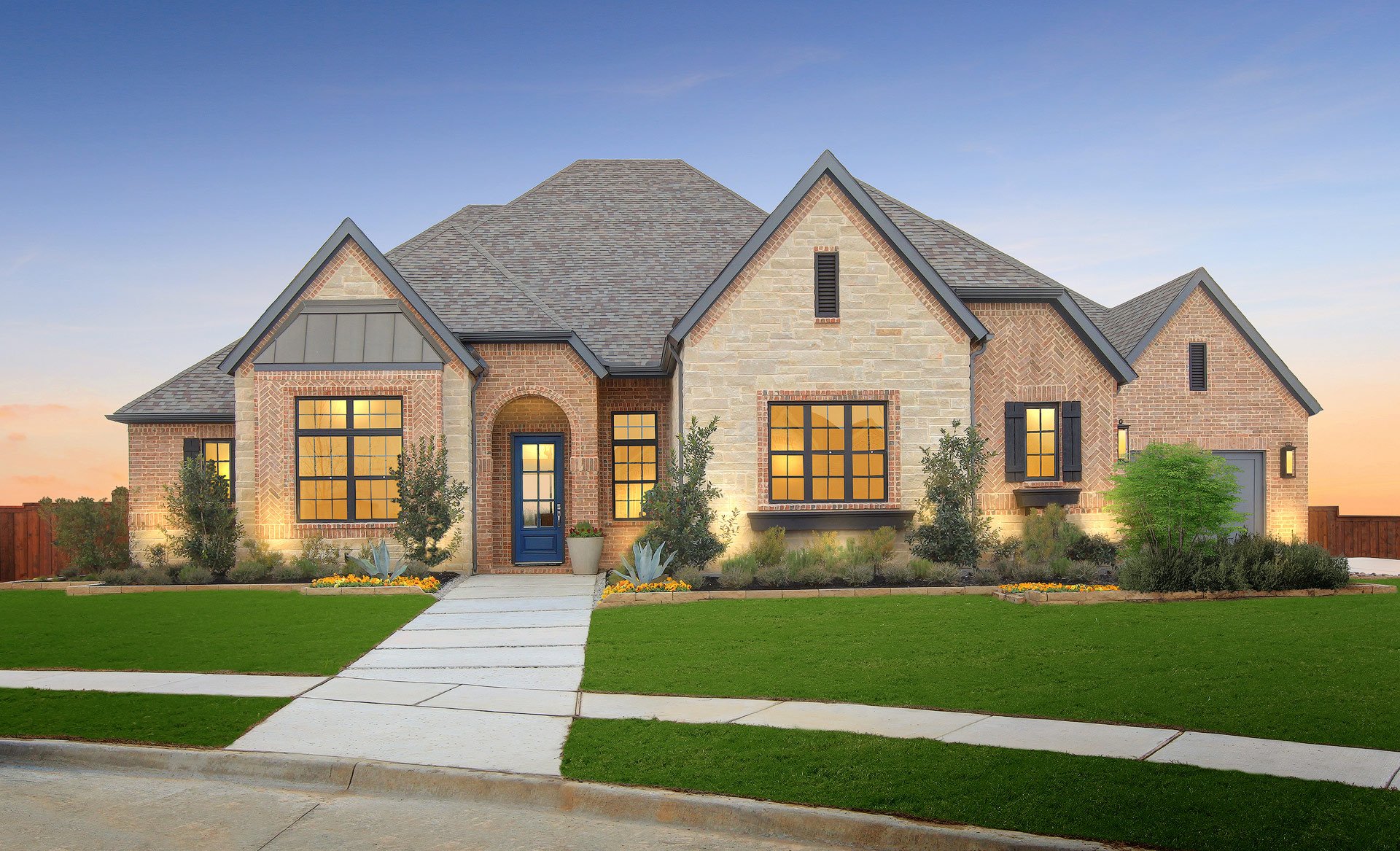Local Realty Agency Mid-Cities in Bedford, TX