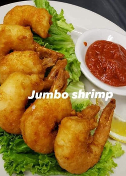 Suzy's Steak & Seafood House in Portage, WI (5)