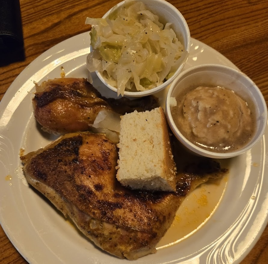 MamaNem Southern Kitchen in Birmingham, AL (4)