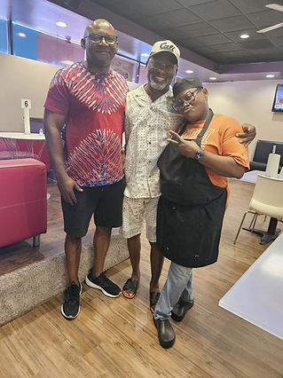 Lola's Restaurant & Lounge in Irving, TX