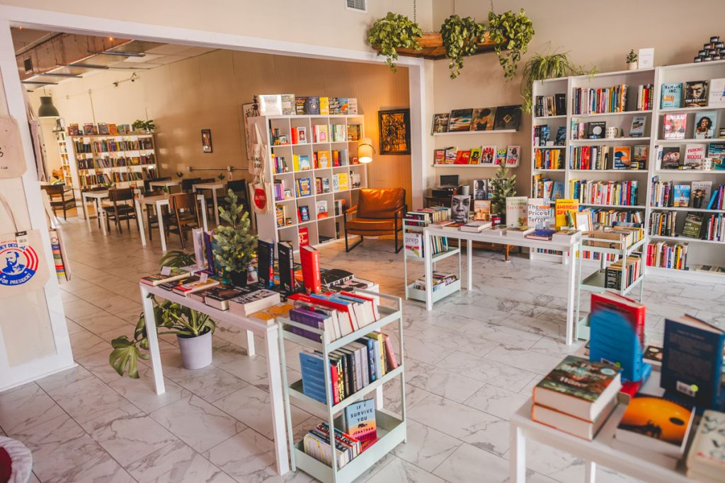 Happy Medium Books Café in Jacksonville, FL (4)