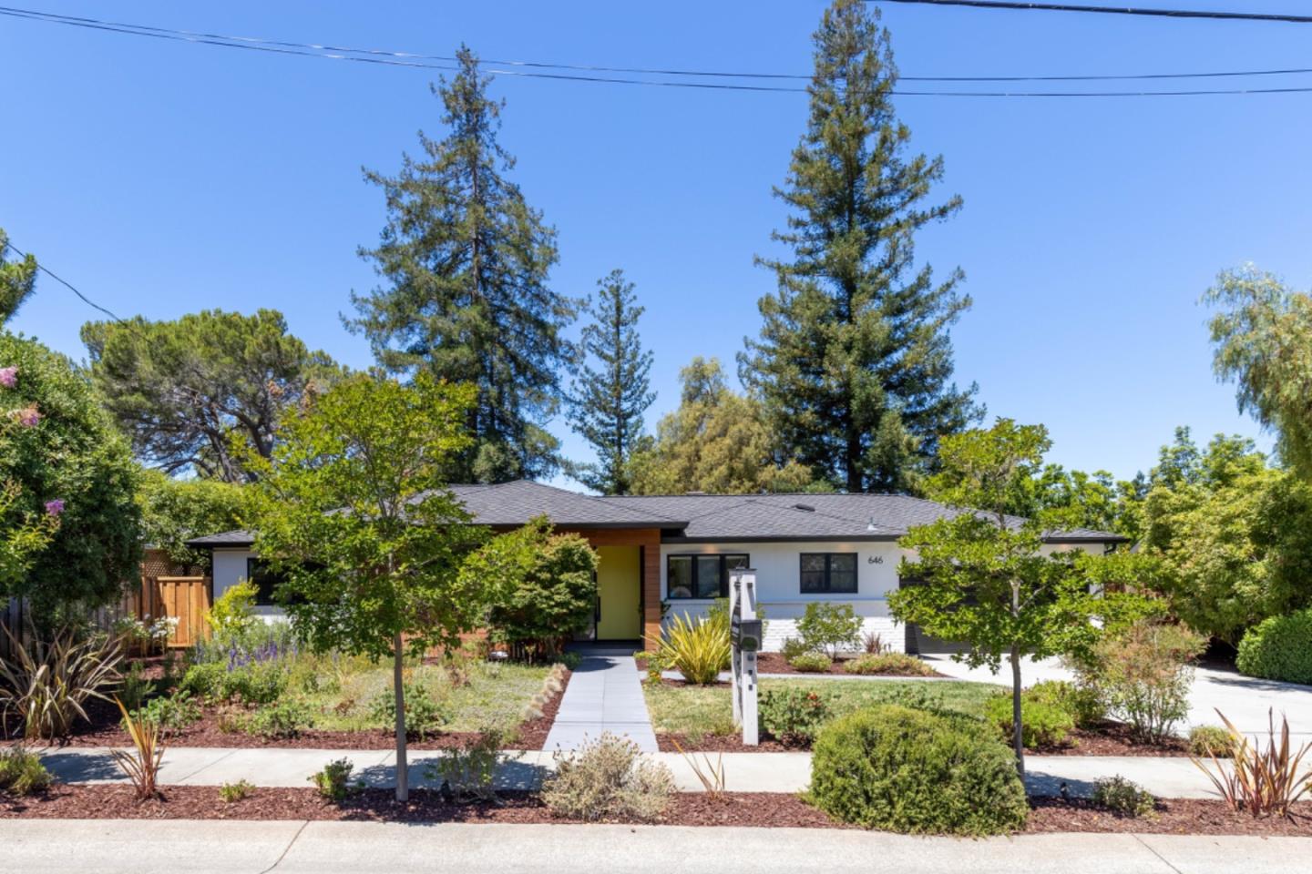 Nisha Sharma, Realtor - The Agency Los Altos in Los Altos, CA (5)