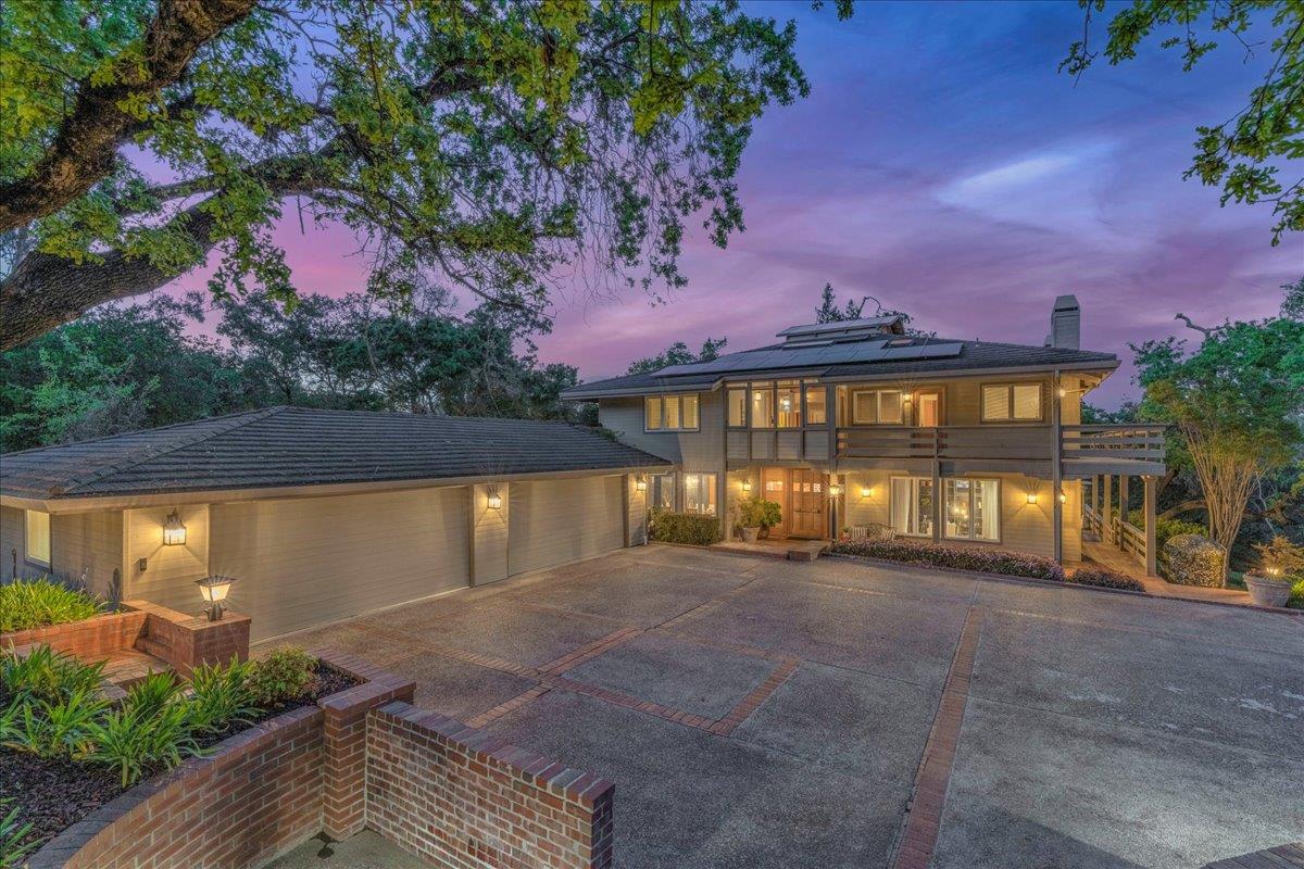 Nisha Sharma, Realtor - The Agency Los Altos in Los Altos, CA (6)