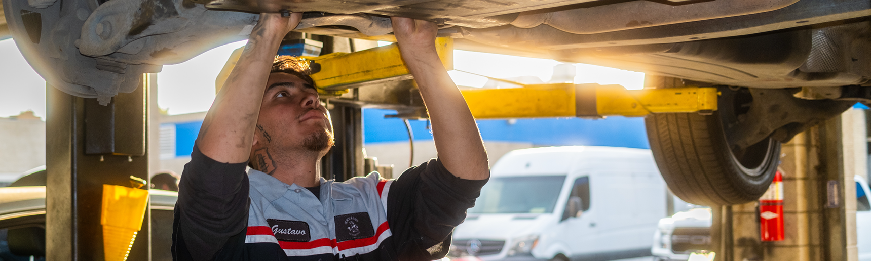 Quick & Easy Automotive in Chula Vista, CA (2)