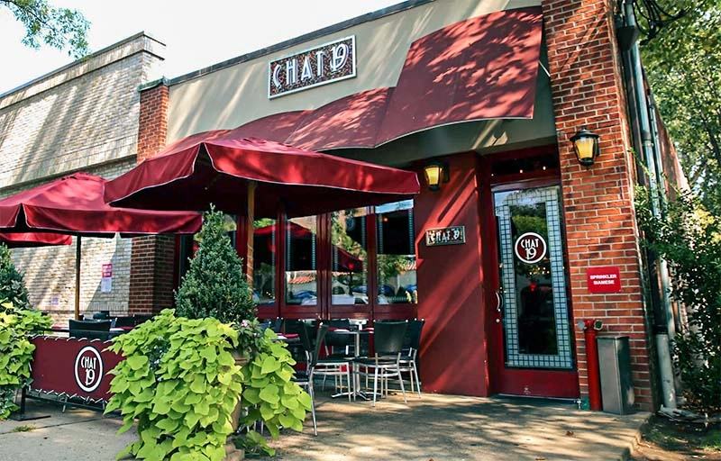 Chat 19 in Larchmont, NY (4)