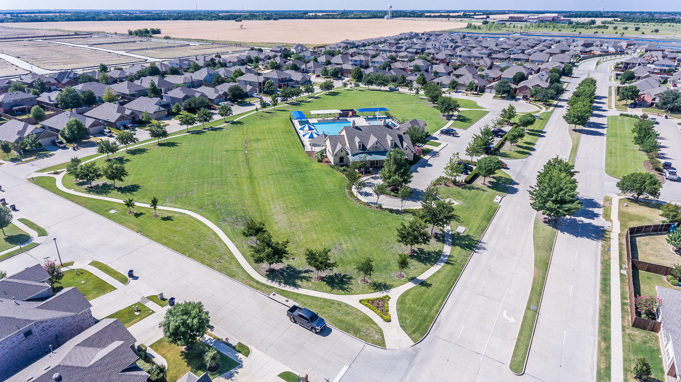 Lisa Biddle - Realtor - Russell Realty in Anna, TX