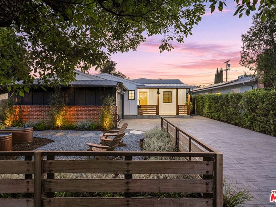 Elle Jones Real Estate in Sherman Oaks, CA