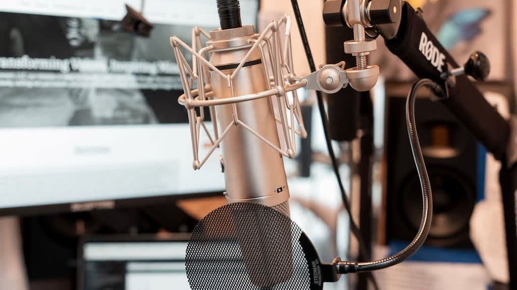 Voiceover Inspires Entertainment in Oakland, MD