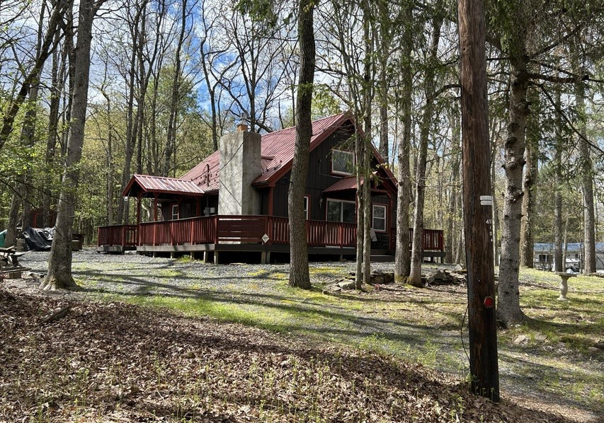 Mary Enck Realty, Inc. in Albrightsville, PA