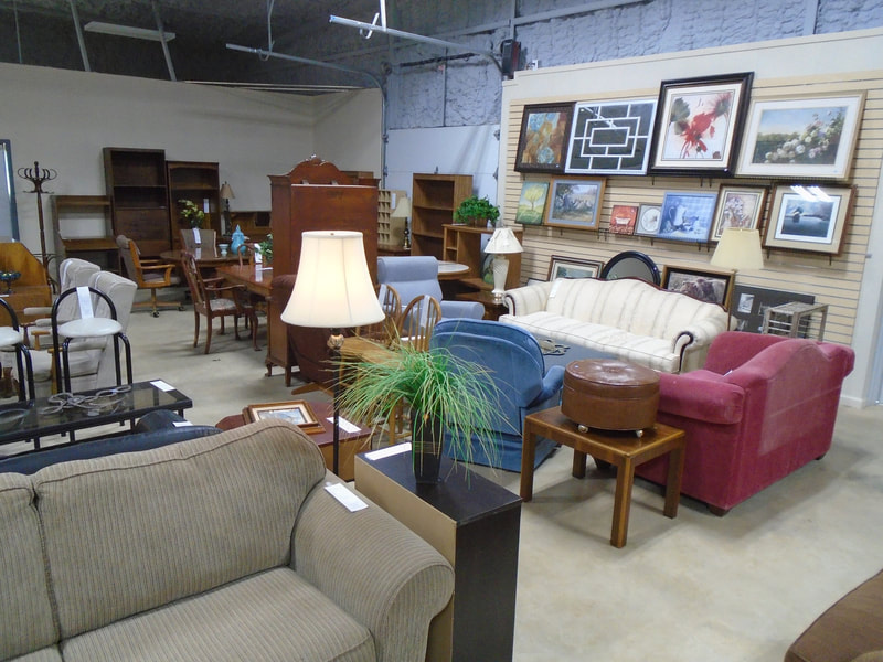 Born Again Emporium in Smithville, TX (6)