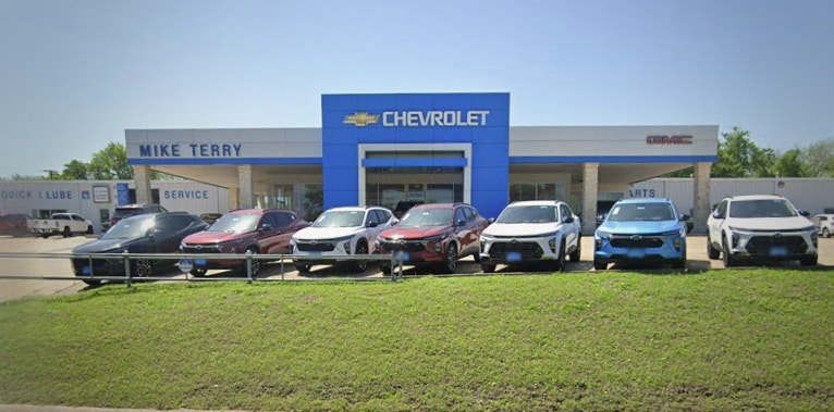 Mike Terry Chevrolet GMC in Mexia, TX (4)