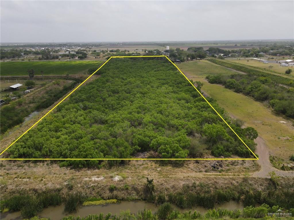 Cynthia Lugo, Real Estate Agent in Mcallen, TX (2)