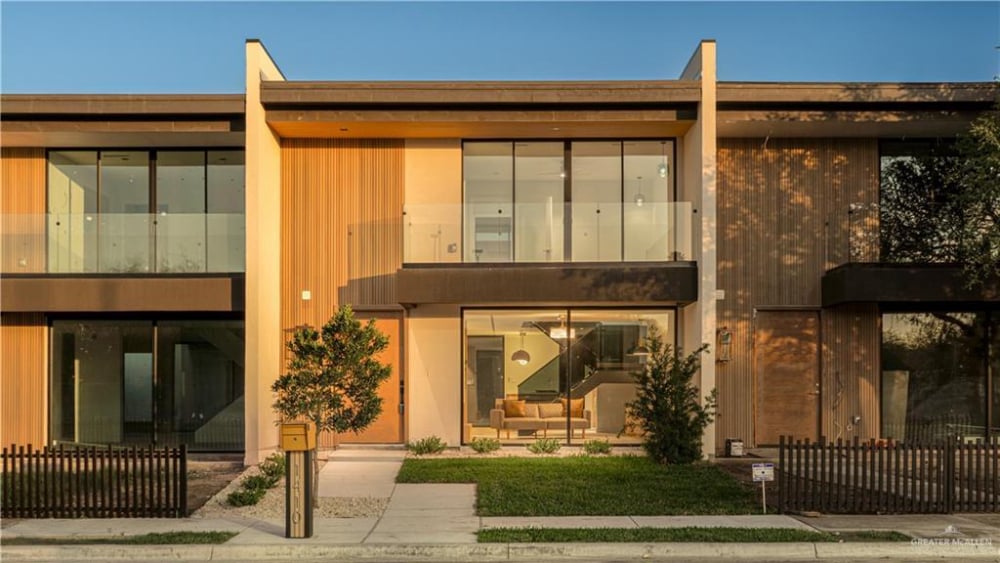 Cynthia Lugo, Real Estate Agent in Mcallen, TX (6)