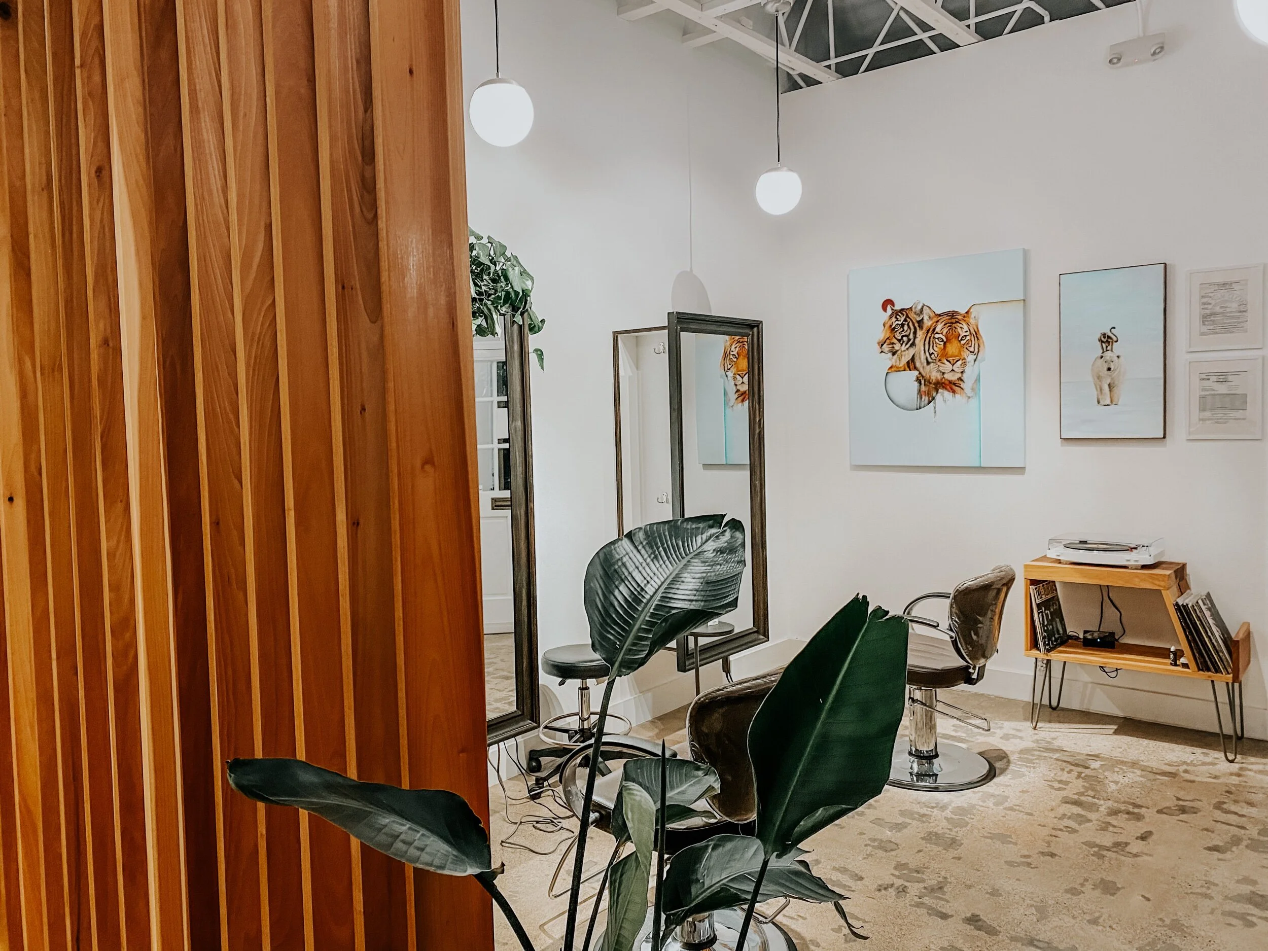 Bowhead Salon in San Clemente, CA