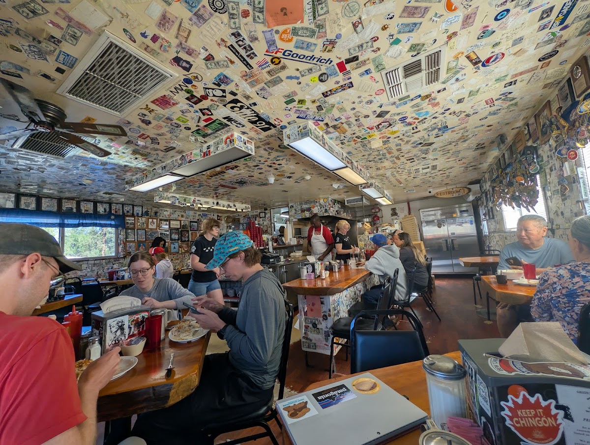 Grizzly Manor Cafe in Big Bear Lake, CA (2)
