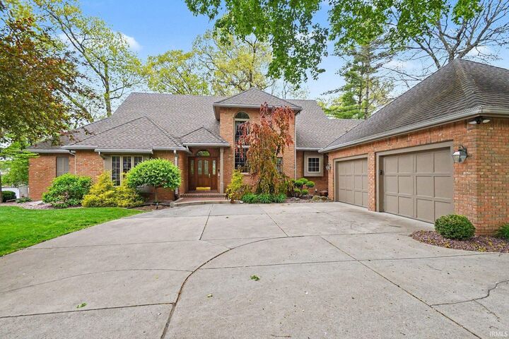 Michele Burkheimer, CENTURY 21 Circle Parkway Ave, Elkhart, Indiana, USA in Elkhart, IN (5)