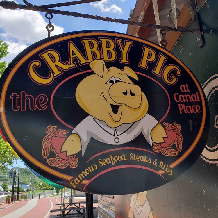 Crabby Pig in Cumberland, MD