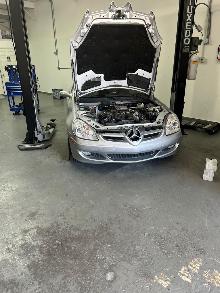Doollies Auto Repair in Longwood, FL