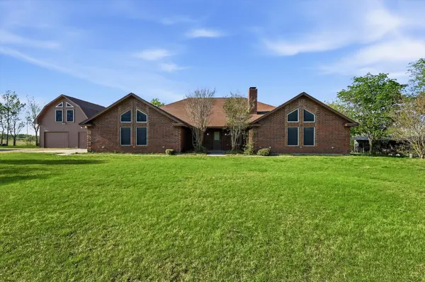 Brenda Pozos | Realtor – Real Broker in Duncanville, TX (4)
