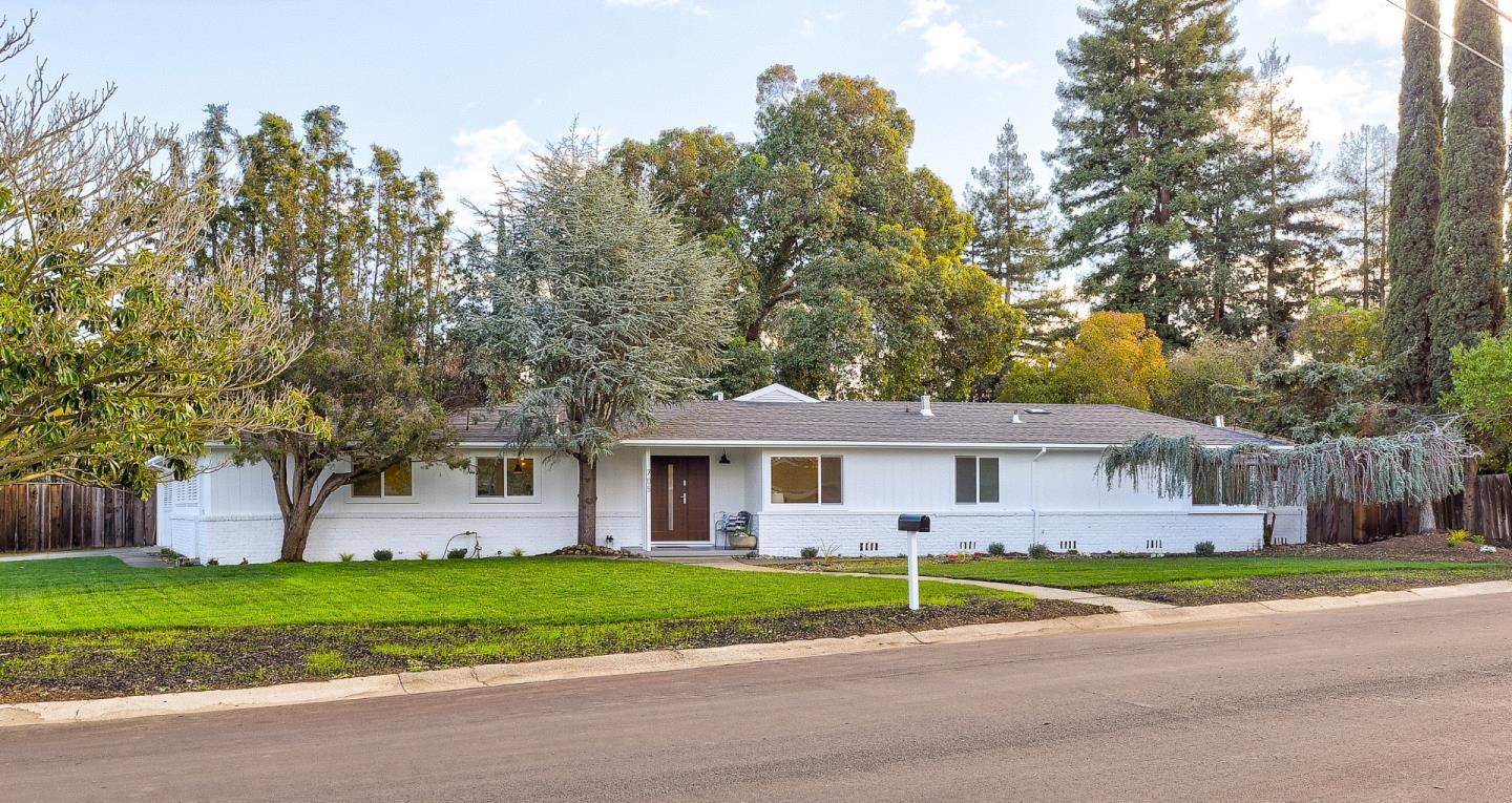 Susan Sims Real Estate Broker Associate | The Agency Los Altos in Los Altos, CA (6)