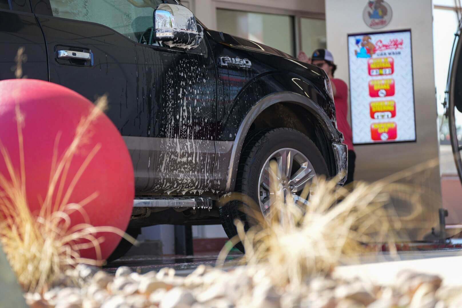 Smitty's Car Wash in Fredericksburg, TX (6)