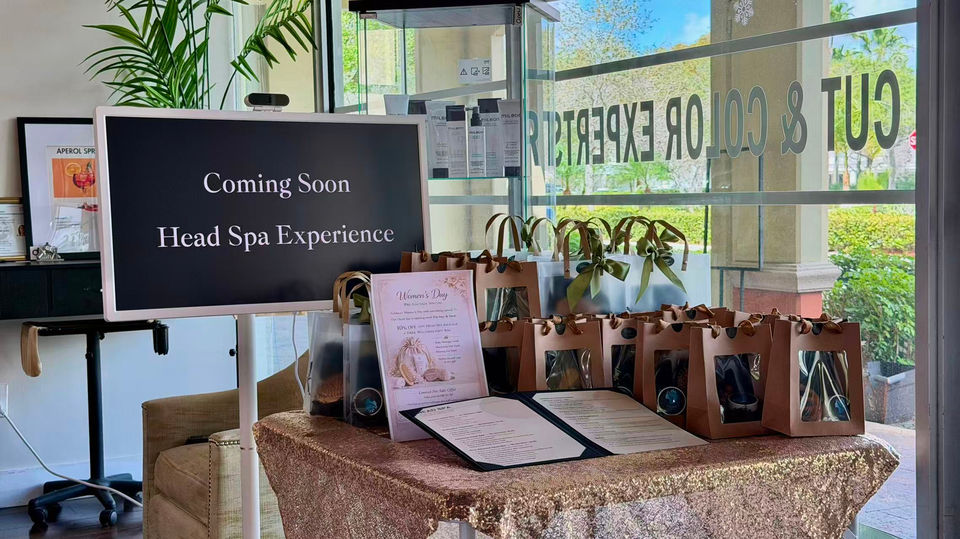 TiPSY Salon & Bar - Wellington in Wellington, FL