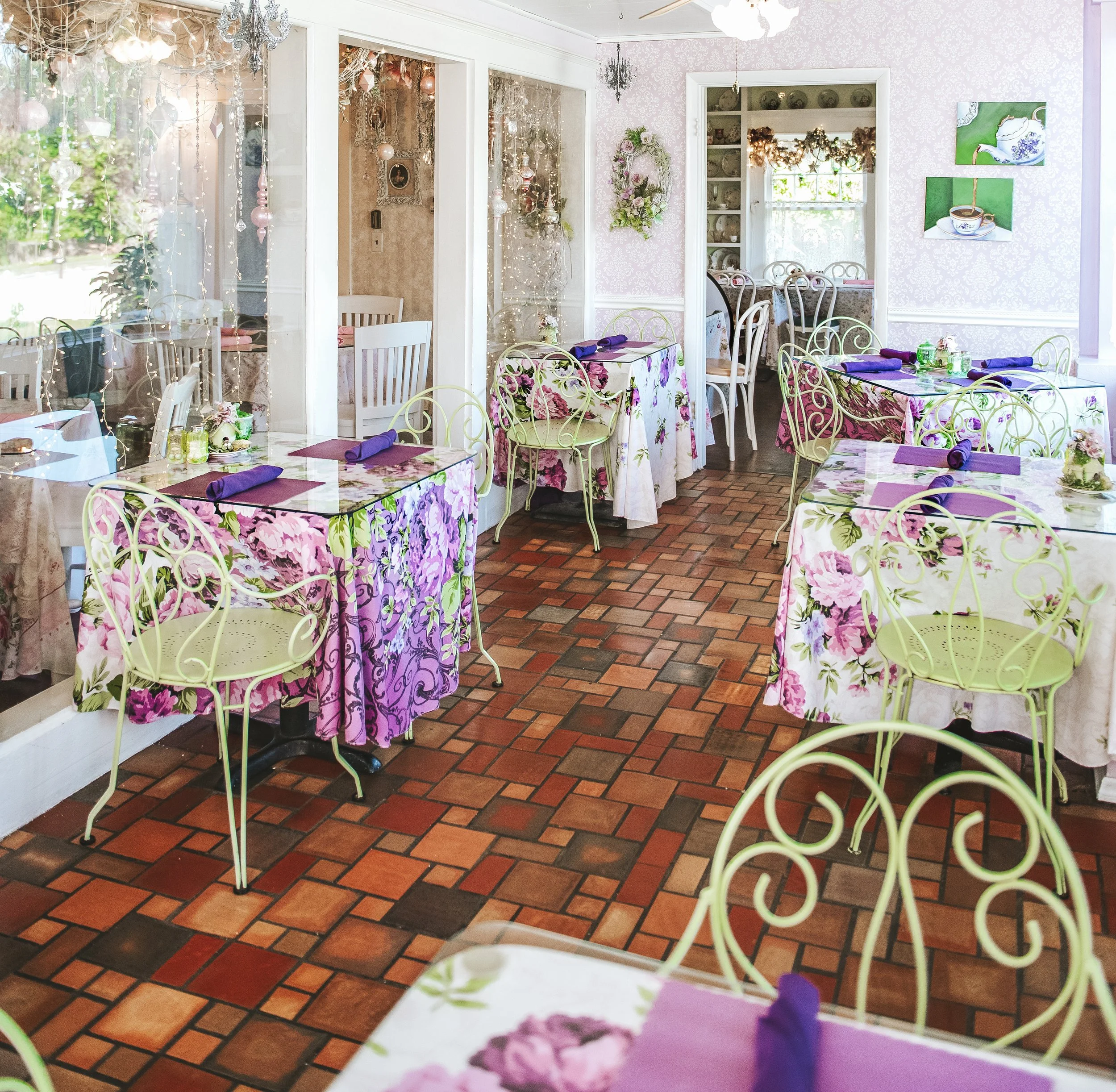 Lavender 'n Lace Tearoom in Lake Alfred, FL (2)