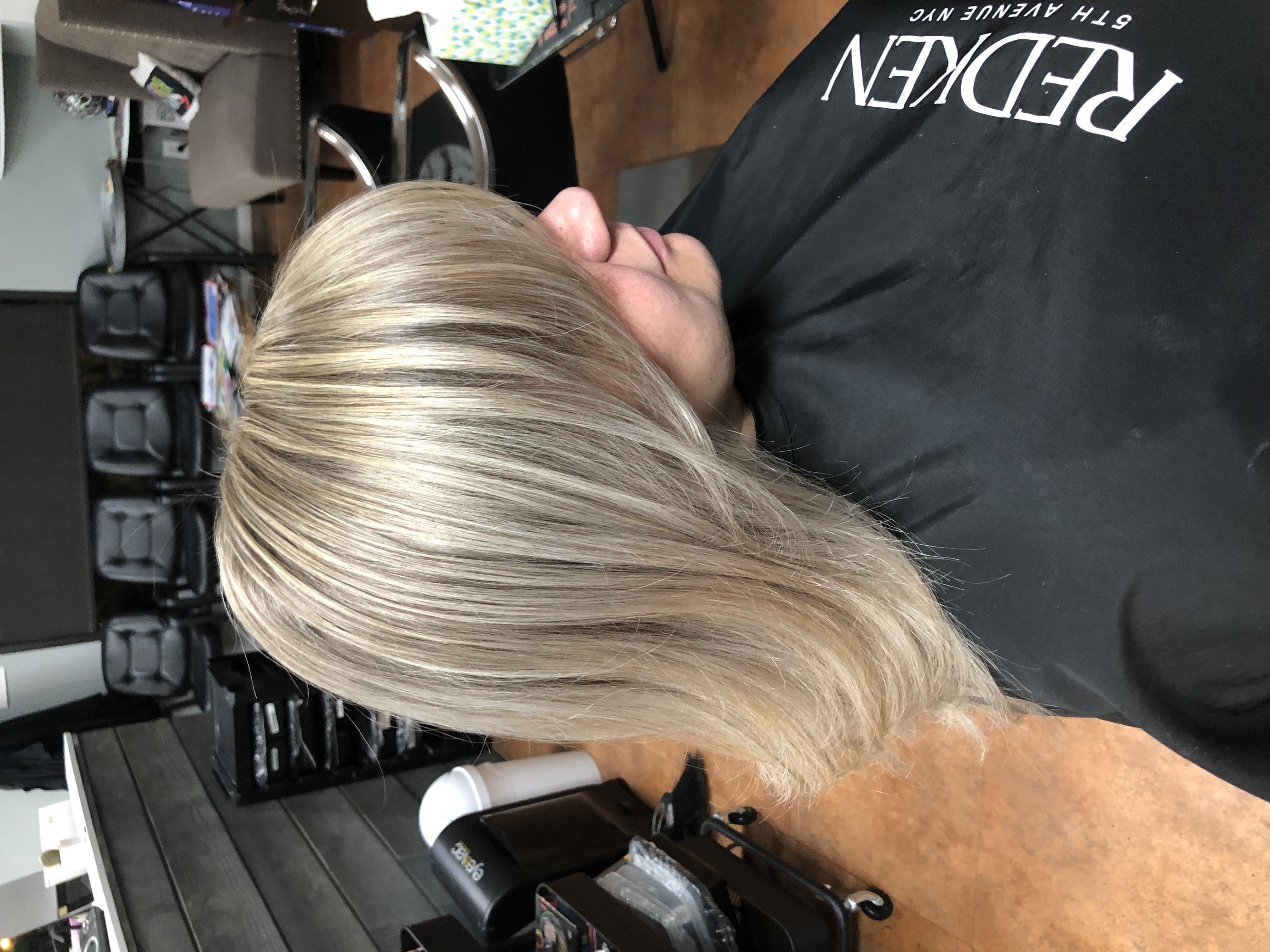 Hair Friends 2 Salon in Ridgecrest, CA (3)