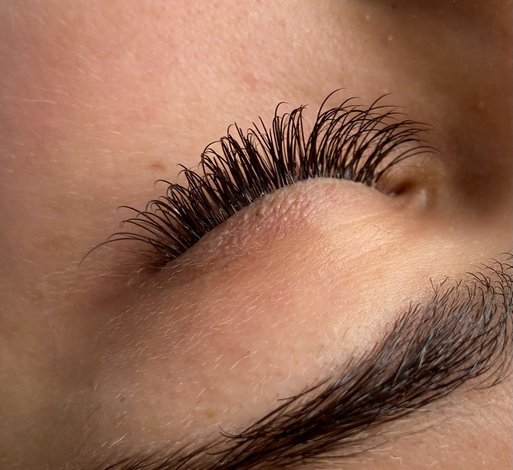Luxe Lash Bar By Christina in Woodhaven, MI (2)