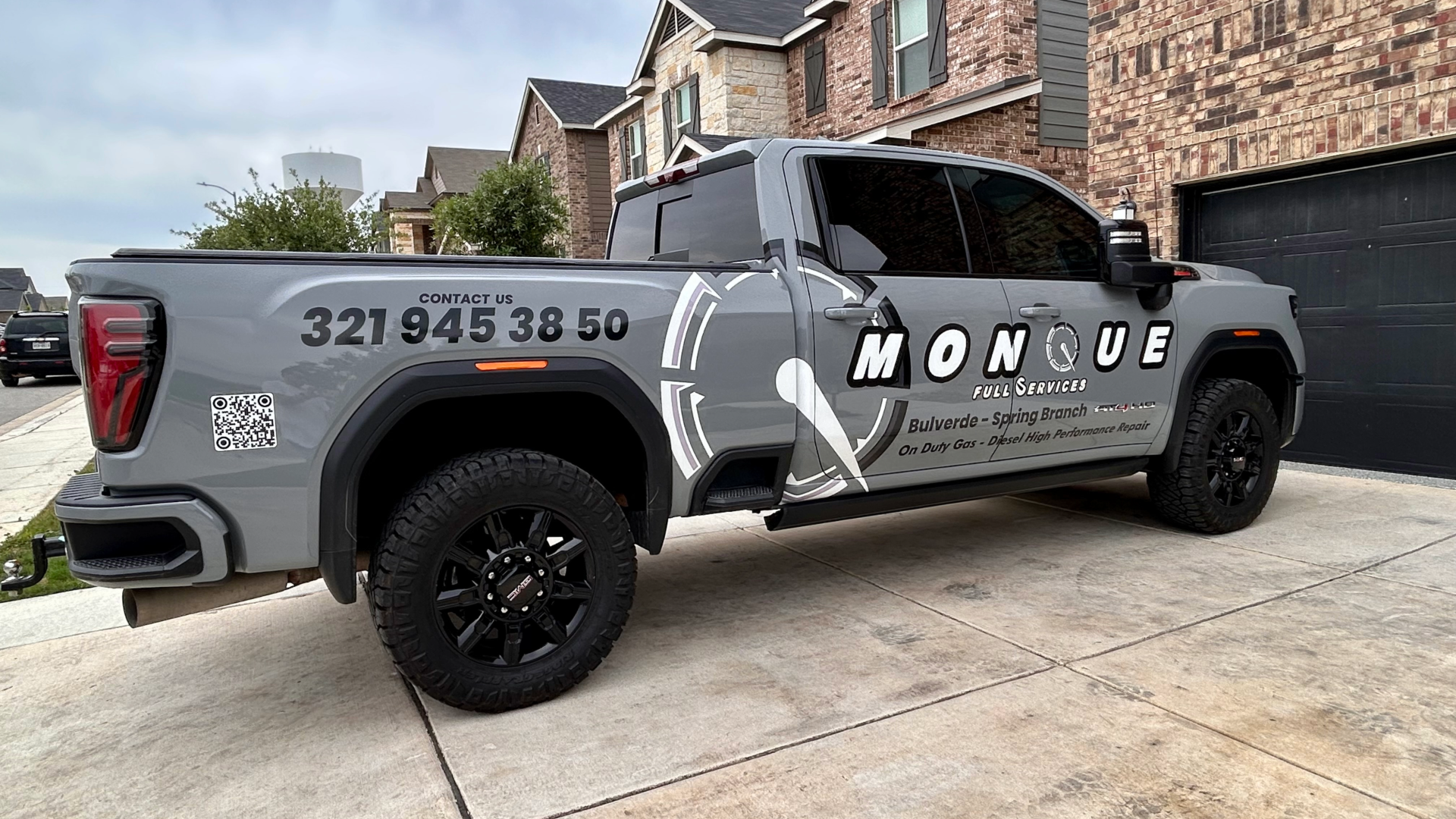 Monque Full Services in Spring Branch, TX
