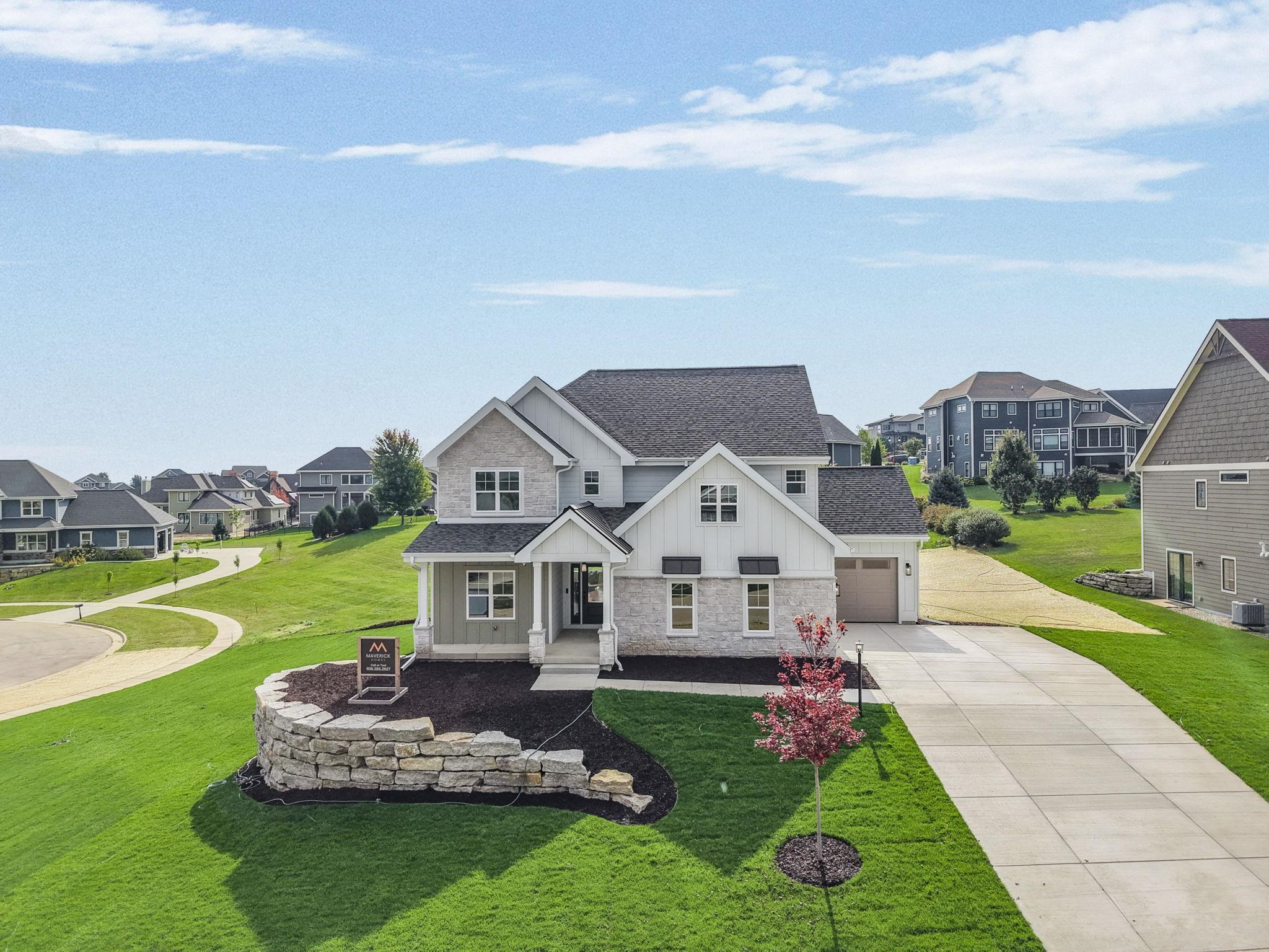 Pam Kuper Realtor / Lannon Stone Realty / Agent in Mequon, WI
