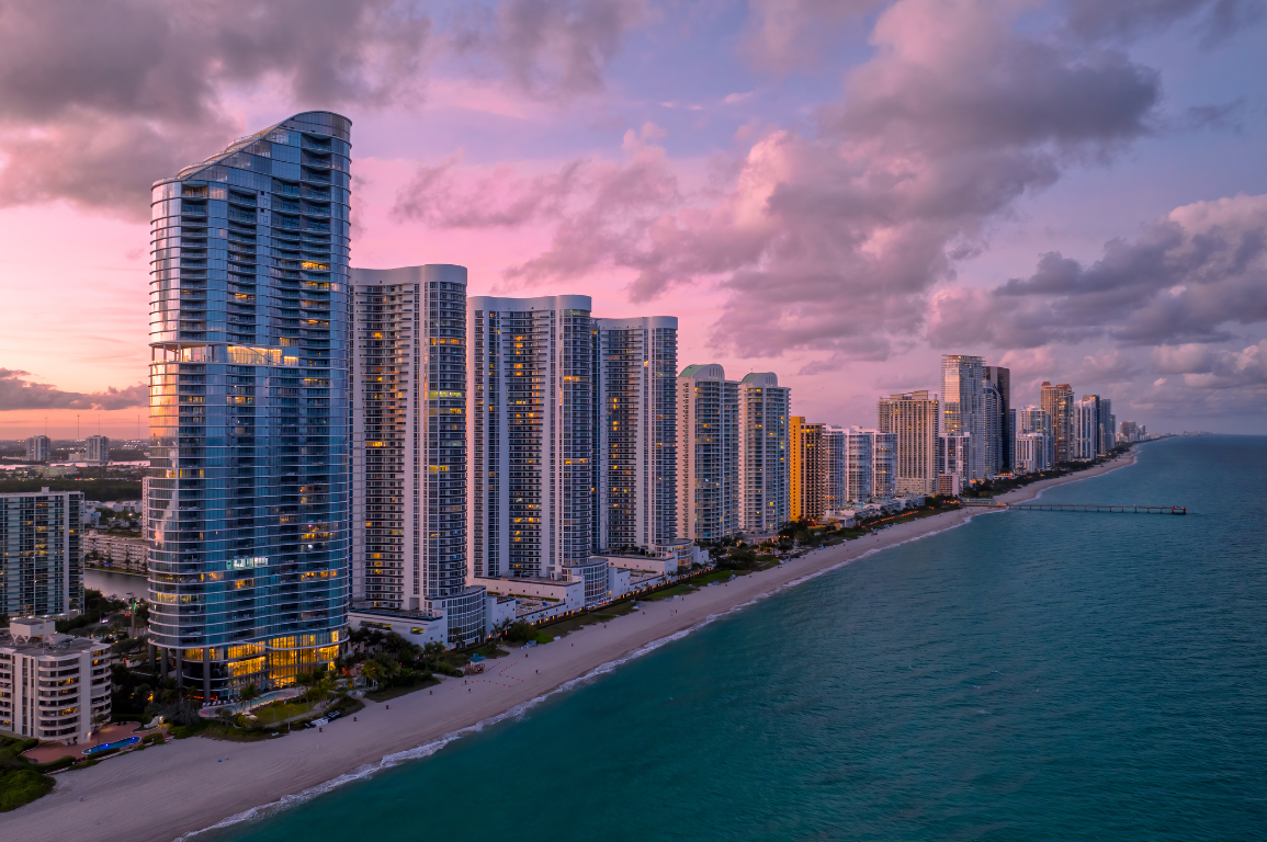 Jennifer Azan | Aventura Luxury Realtor | Condos & Waterfront Homes in Aventura, FL (6)