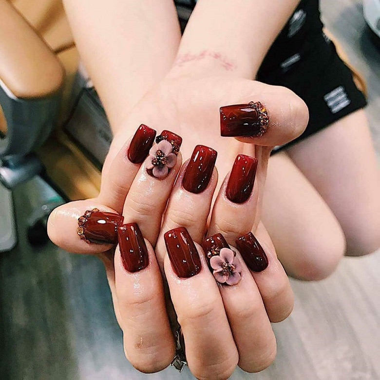 K H Nails in Columbia, PA (5)