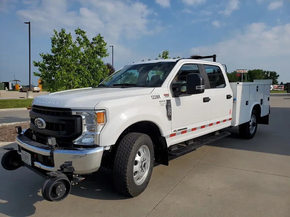 Wiskerchen Trucking in Spencer, WI (5)