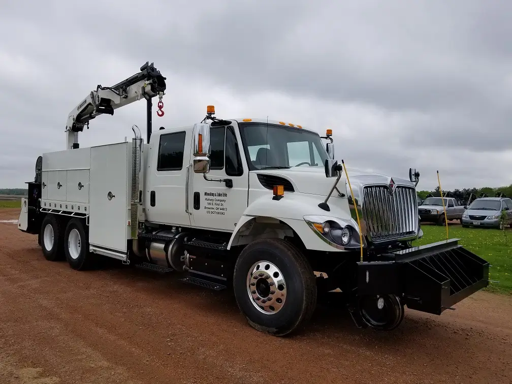 Wiskerchen Trucking in Spencer, WI (6)