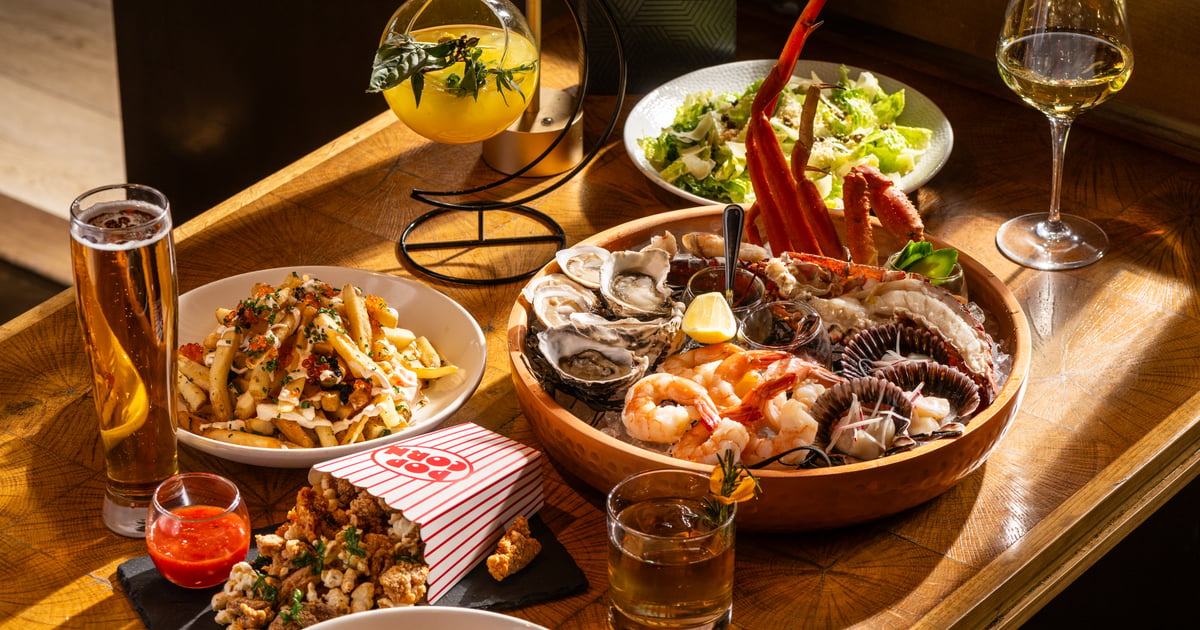 Castaway Restaurant, Bar & Special Events in Burbank, CA