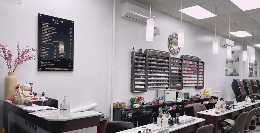 U&Me Nail Studio in Ridgewood, NY