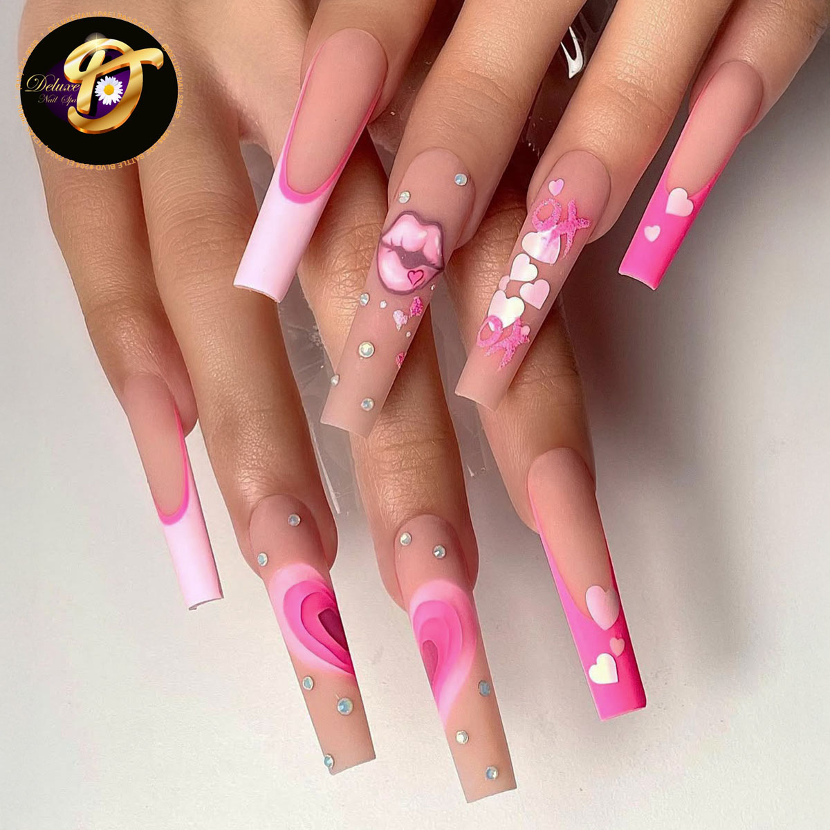 Deluxe Nail Spa in El Paso, TX (3)