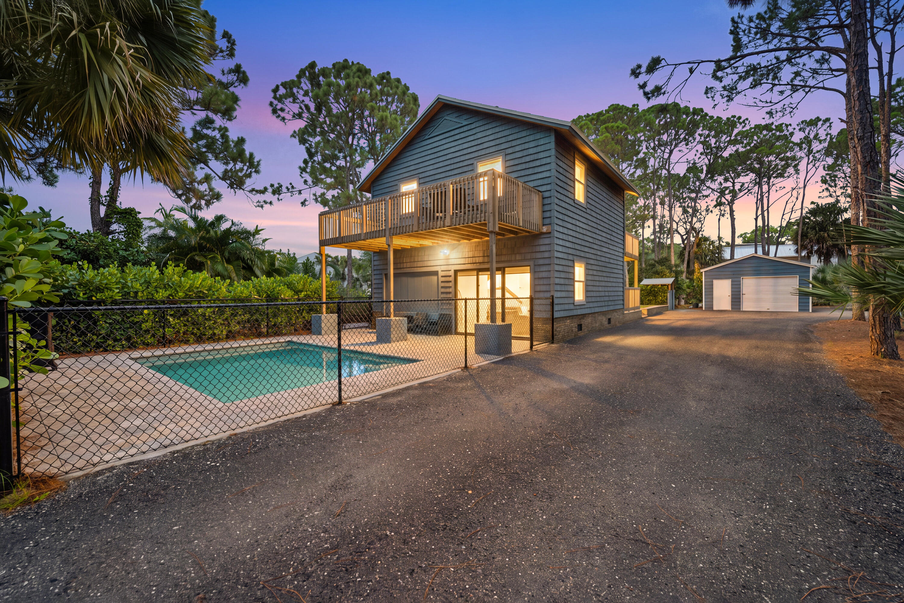 Ilona Chkliarouk LLC in Palm Beach, FL
