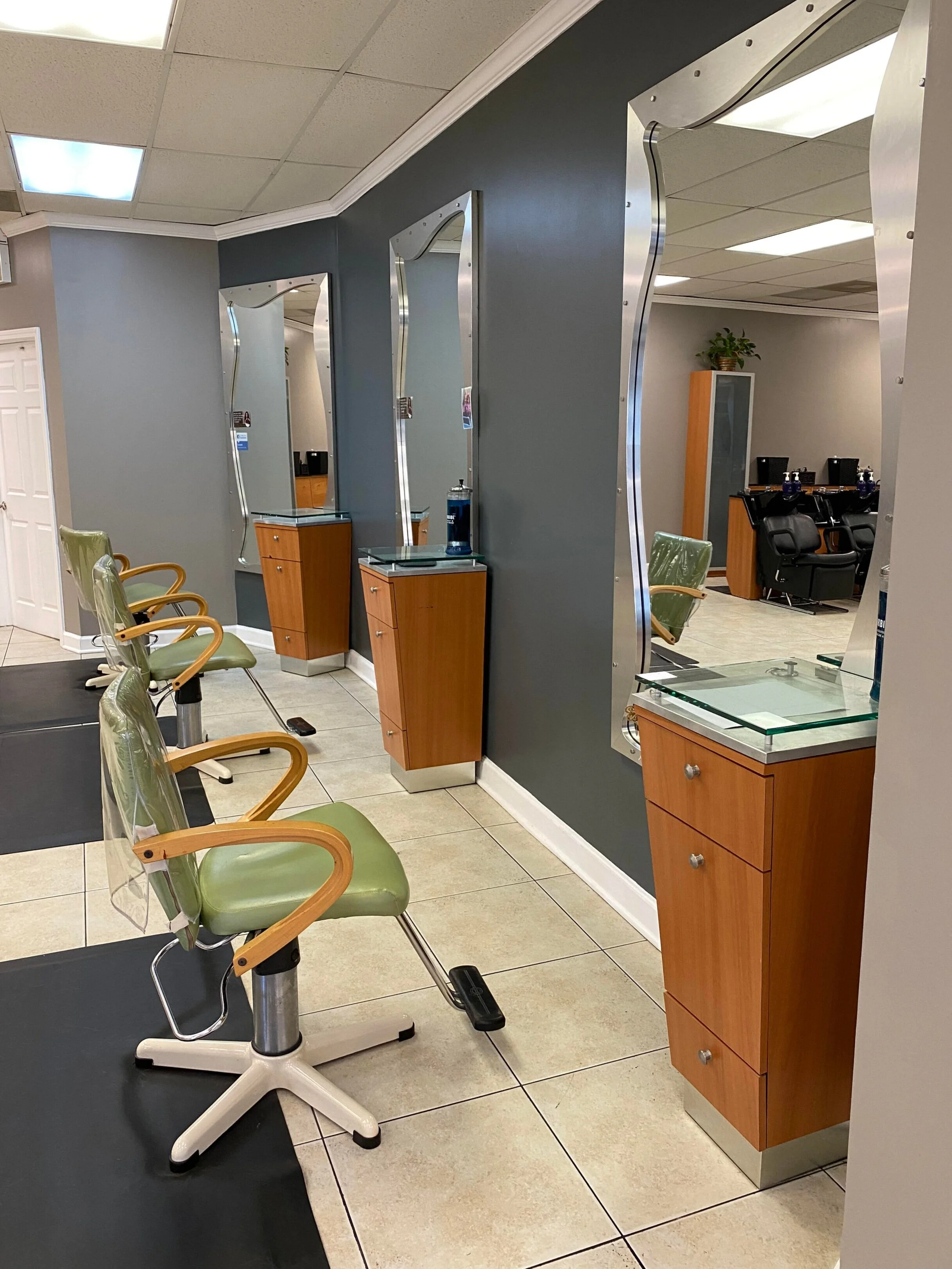 Dazzles Salon and Spa in Roselle, IL (3)