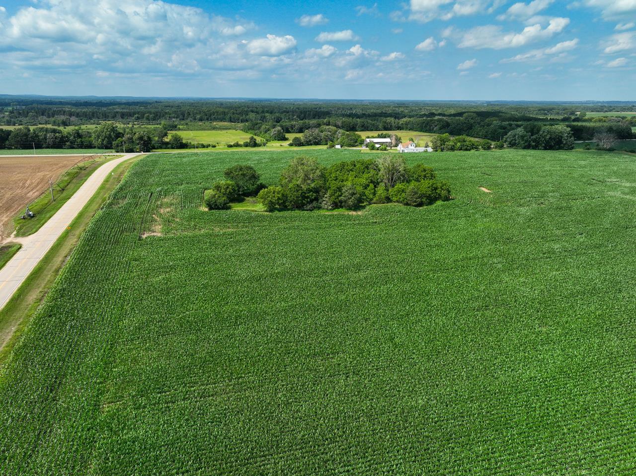 Patti Crump, Better Homes and Gardens Real Estate- Special Properties in Berlin, WI (3)