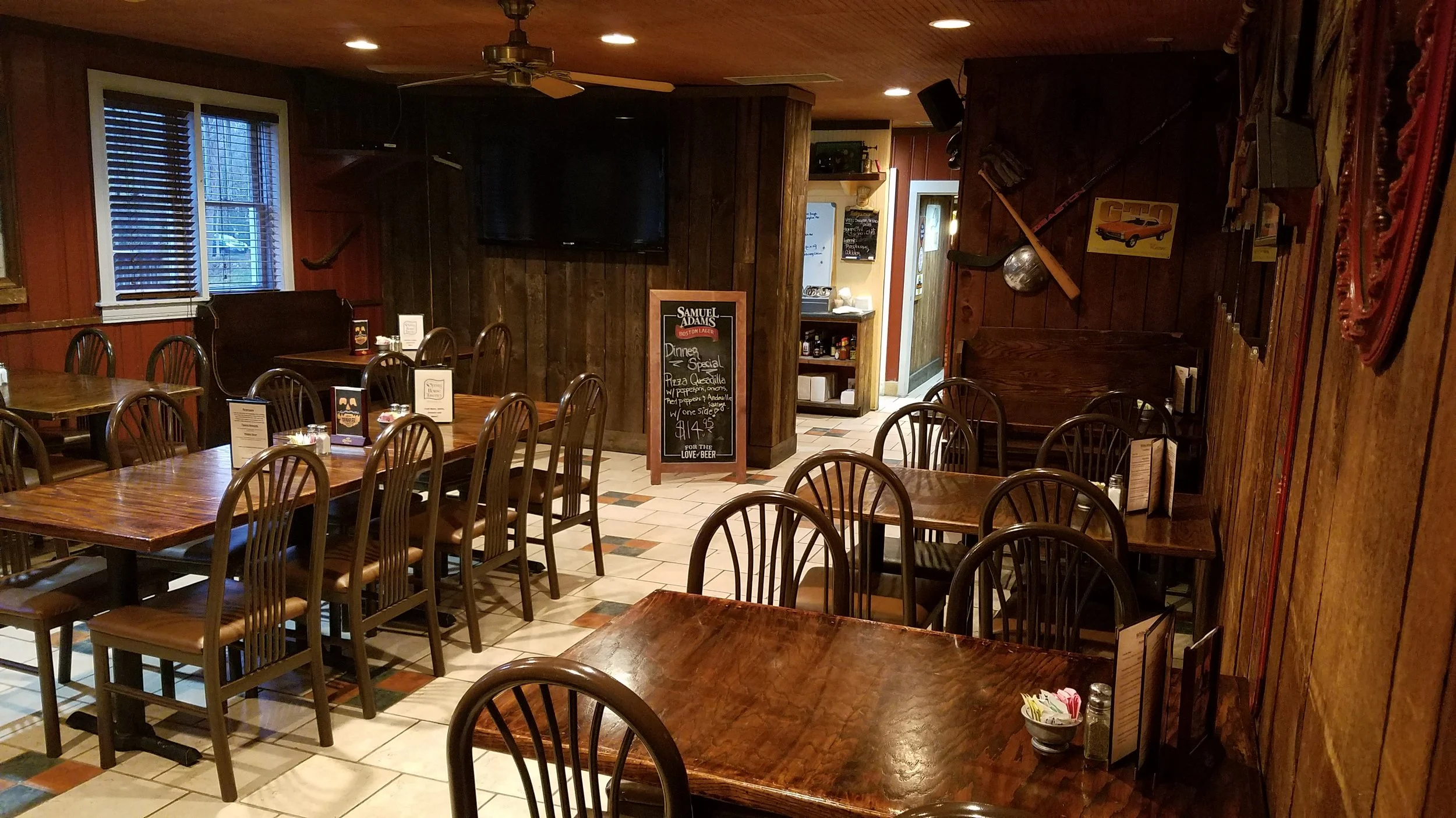Spring House Tavern in Woodstock, VA