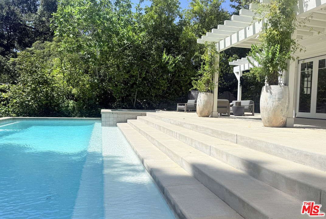 Sydney Shand Real Estate in Beverly Hills, CA (3)