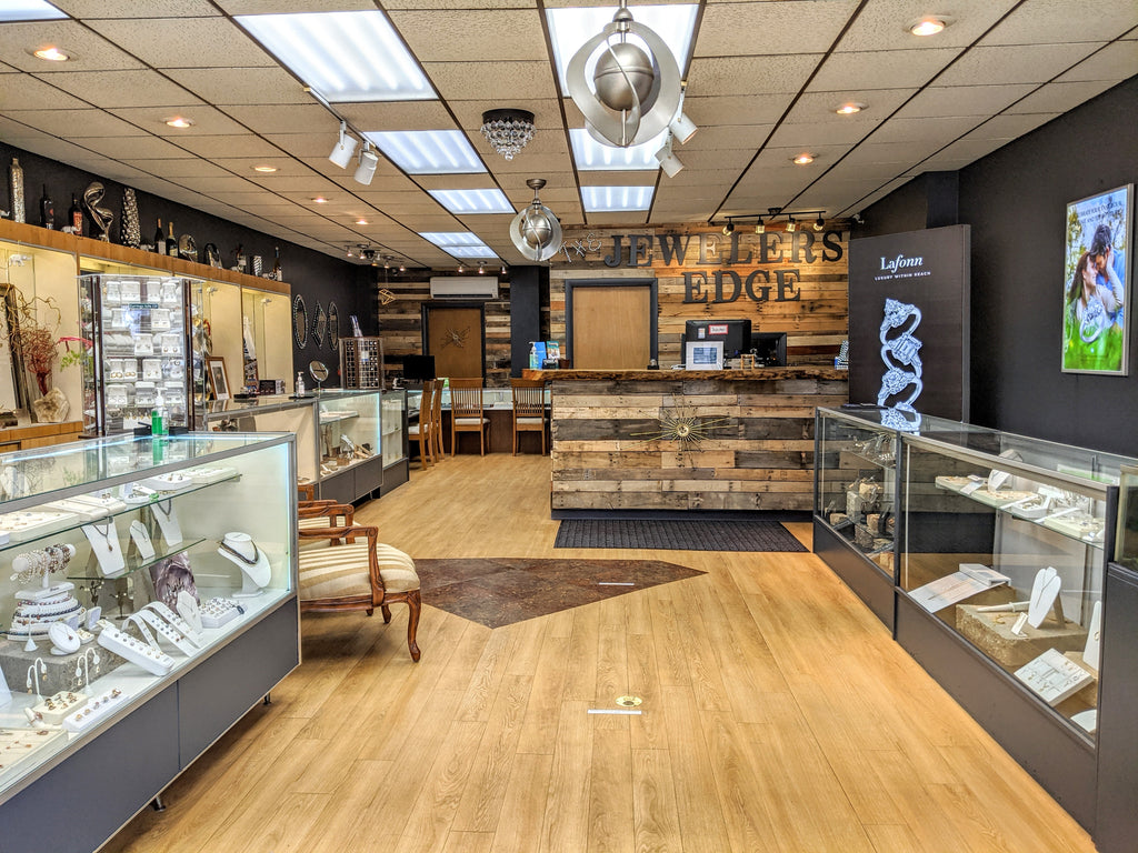 The Jewelers Edge in Baraboo, WI (5)