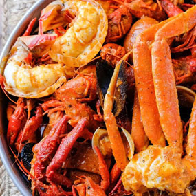 Crab Kitchen Cajun Seafood Restaurant in Westland, MI (2)