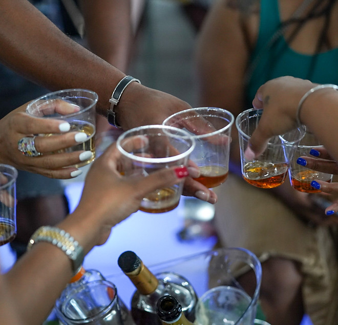 Pour It Up- Mobile Bartending Service in Mc Alisterville, PA