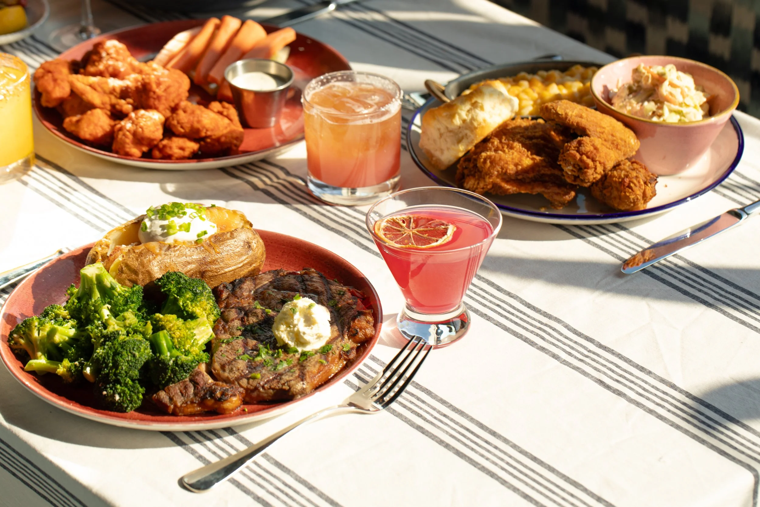 Velocity Bar & Kitchen in Fairfax, VA (4)