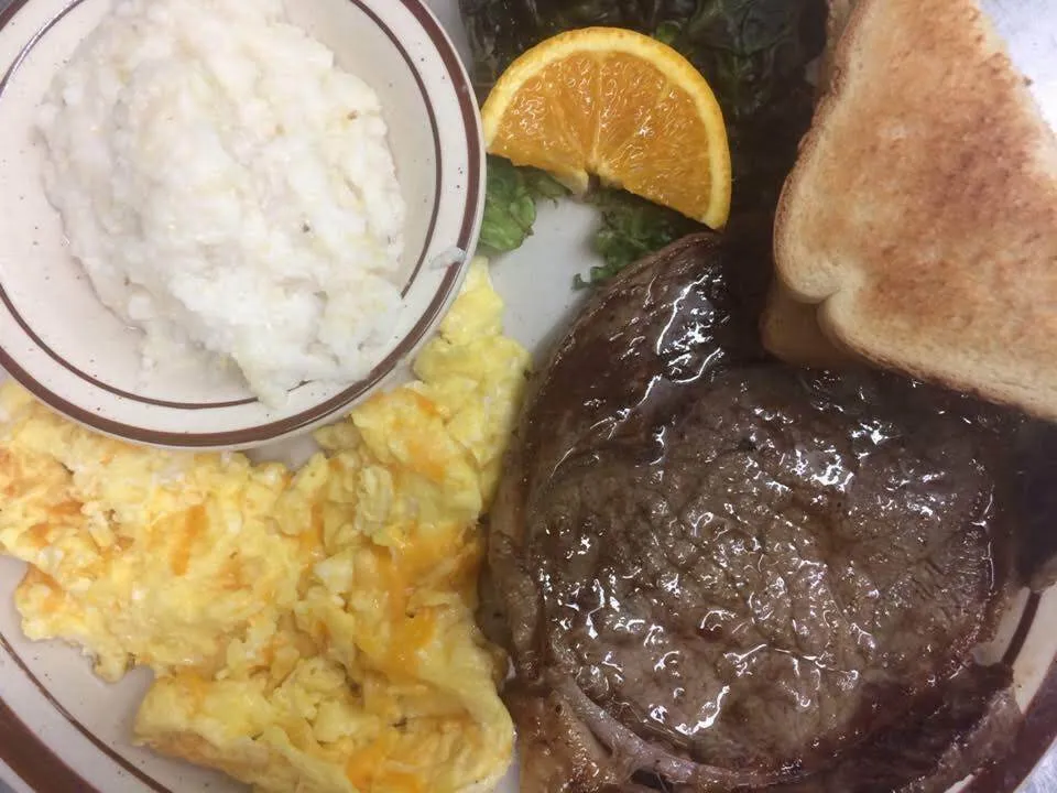 Sunday Diner in Clayton, GA