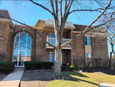 Cara Team at Compass | Arlington Heights Realtors in Arlington Heights, IL (4)